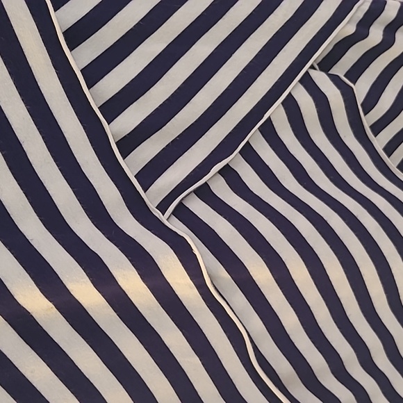 Chandail from simons - Picture 4 of 6